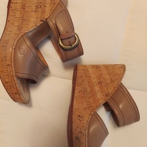 Sz 7 Born wedge sandal